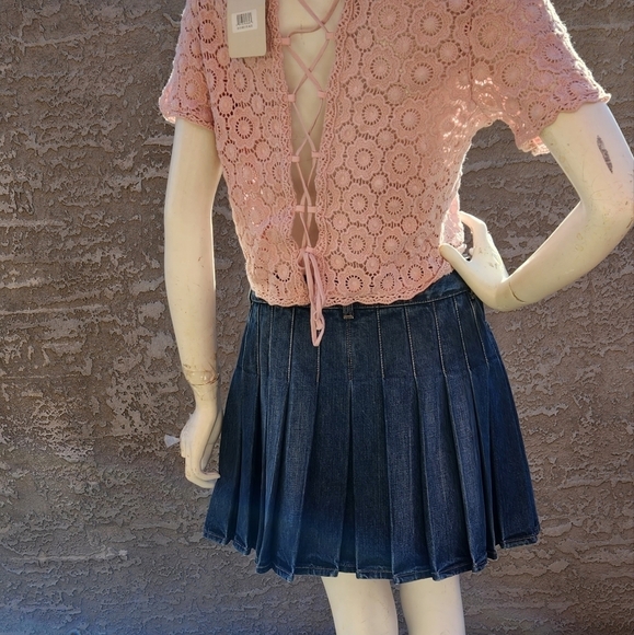 Burberry jean skirt - Picture 4 of 8